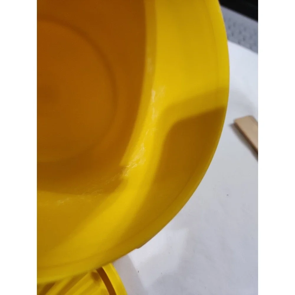 Vintage Tupperware Yellow Small Bowl 886- 10 With Lid‎ # 812-20 Cottagecore